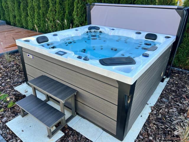 Wanny spa ogrodowe – wybierz idealny model dla swojego ogrodu Wanny spa ogrodowe – wybierz idealny model dla swojego ogrodu