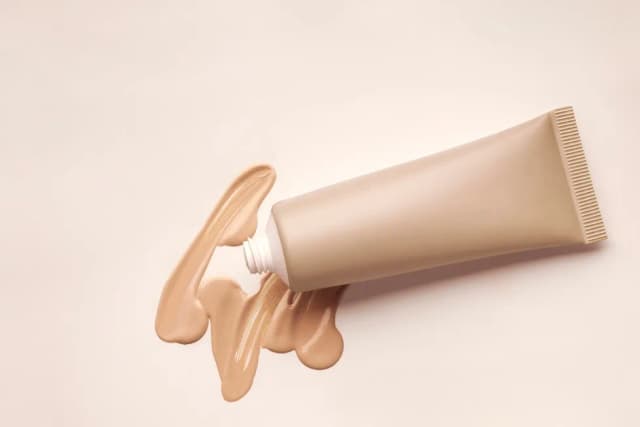 Krem BB czy CC Bourjois - który wybór zaspokoi Twoje potrzeby? Krem BB czy CC Bourjois - który wybór zaspokoi Twoje potrzeby?