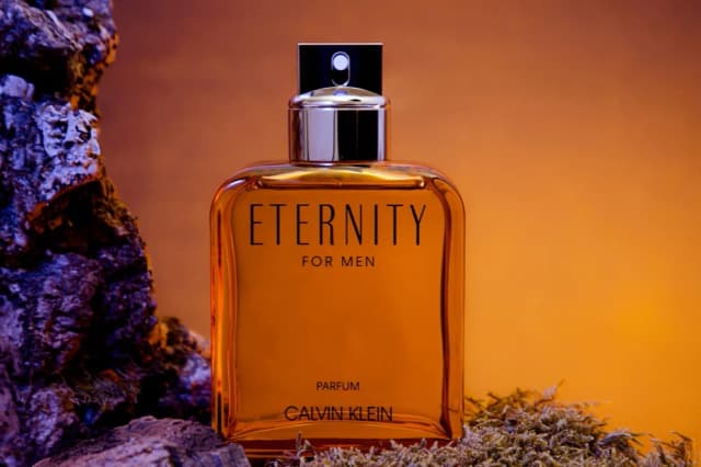 Najlepsze perfumy męskie, które podkreślą Twój styl i osobowość Najlepsze perfumy męskie, które podkreślą Twój styl i osobowość