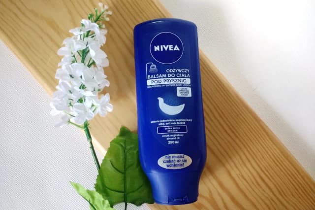 Jak stosować Nivea balsam pod prysznic, aby uzyskać gładką skórę Jak stosować Nivea balsam pod prysznic, aby uzyskać gładką skórę